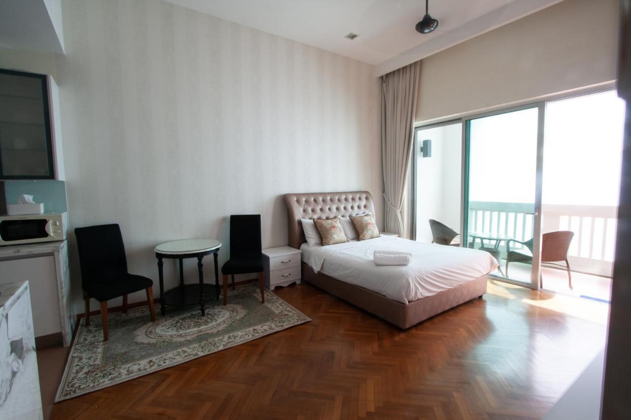 Profolio @ Straits Quay Tanjung Tokong Exterior foto