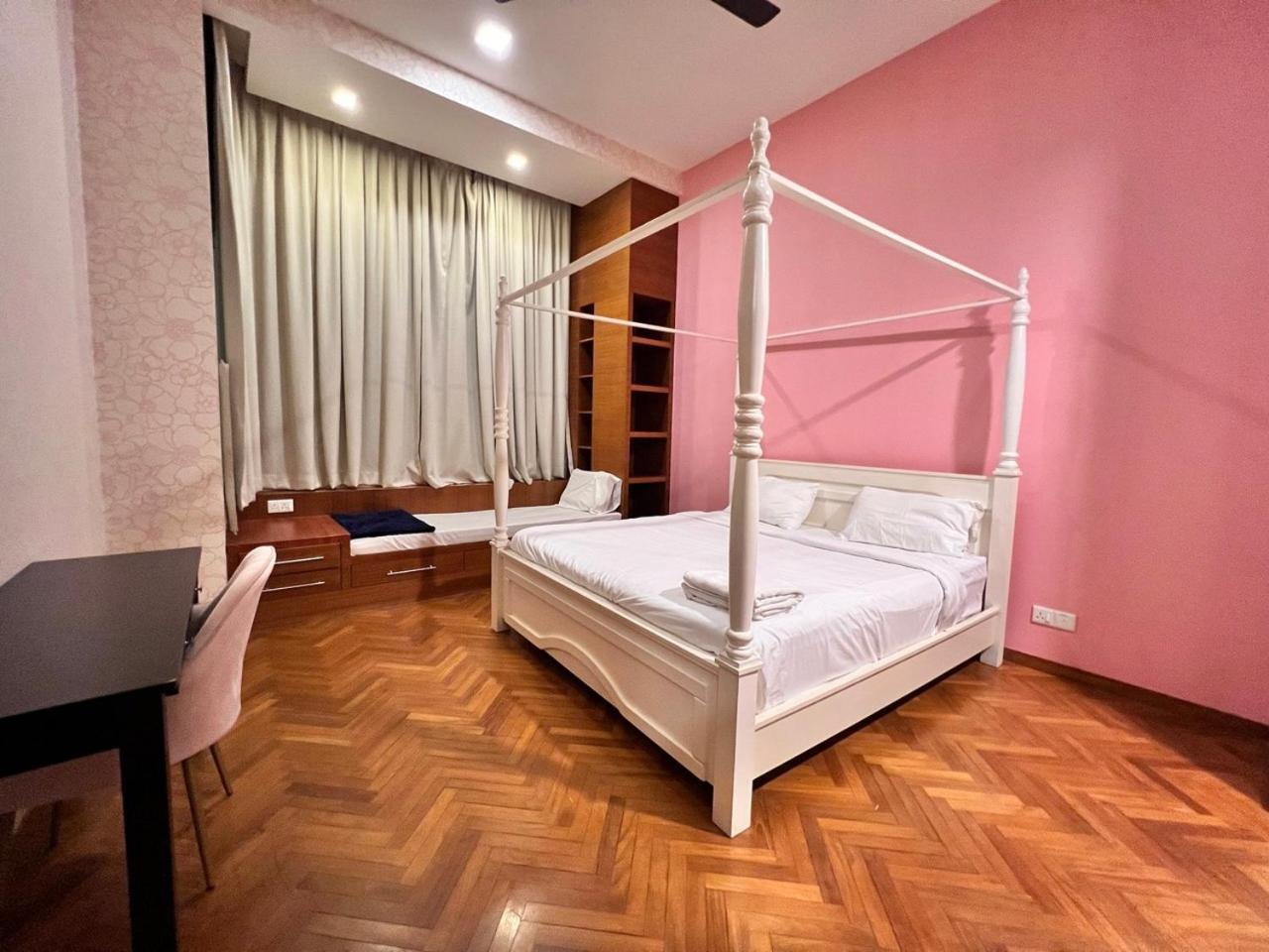 Profolio @ Straits Quay Tanjung Tokong Exterior foto