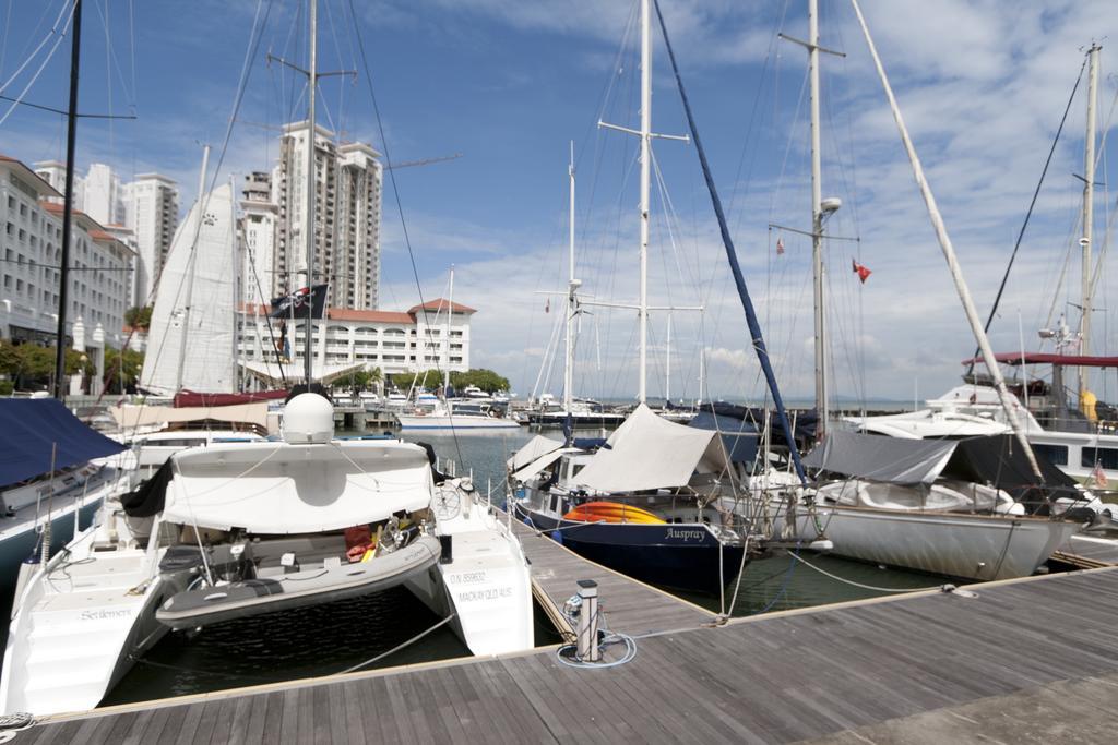 Profolio @ Straits Quay Tanjung Tokong Exterior foto